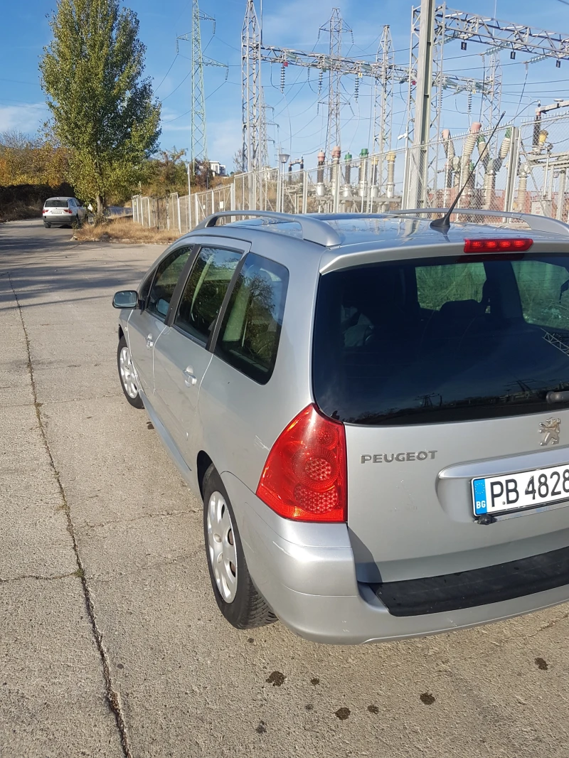 Peugeot 307 SW 1.6 HDi , снимка 7 - Автомобили и джипове - 49120665