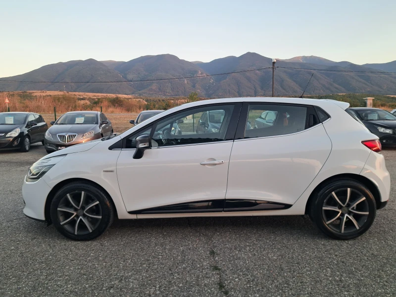 Renault Clio 0.9 Tse, снимка 8 - Автомобили и джипове - 51543451