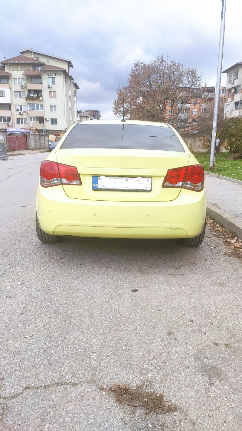 Chevrolet Cruze, снимка 4 - Автомобили и джипове - 52347287