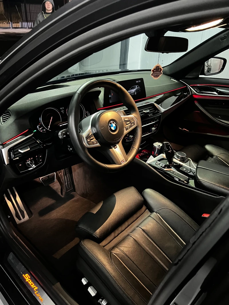 BMW 540 M-PACK* FACE LOOK* 360* AMBIENT* MHD* K&N* HARMAN*, снимка 8 - Автомобили и джипове - 52670458