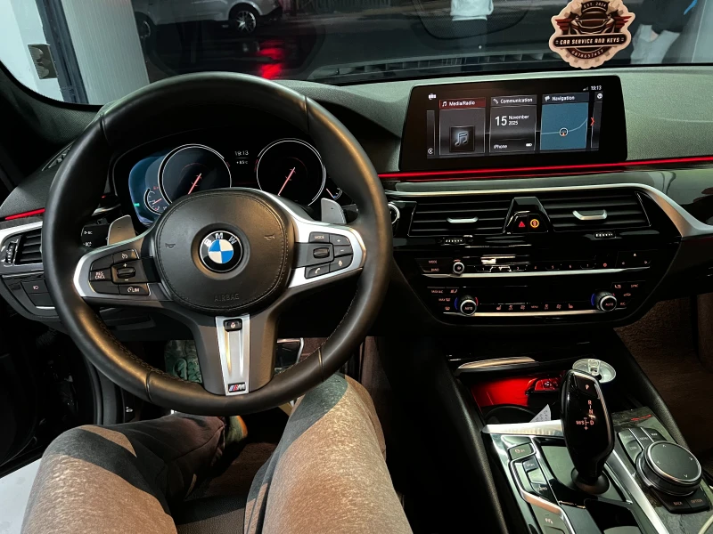 BMW 540 M-PACK* FACE LOOK* 360* AMBIENT* MHD* K&N* HARMAN*, снимка 7 - Автомобили и джипове - 52670458