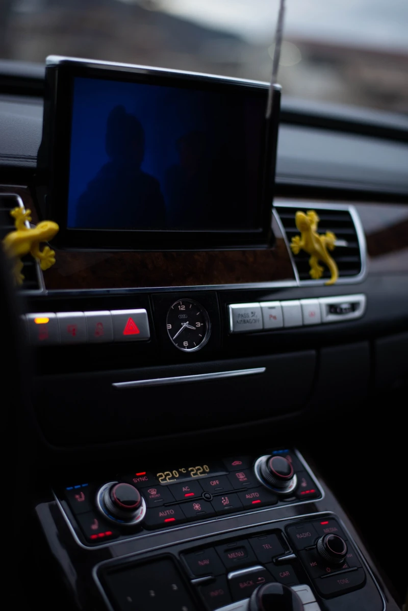 Audi A8 Матрикс / Подгрев / Обдух / Масаж, снимка 15 - Автомобили и джипове - 52680511