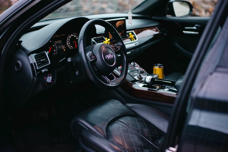 Audi A8 Матрикс / Подгрев / Обдух / Масаж, снимка 10 - Автомобили и джипове - 52680511