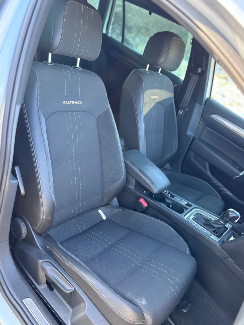 VW Passat 2.0TDI, снимка 8 - Автомобили и джипове - 53102693