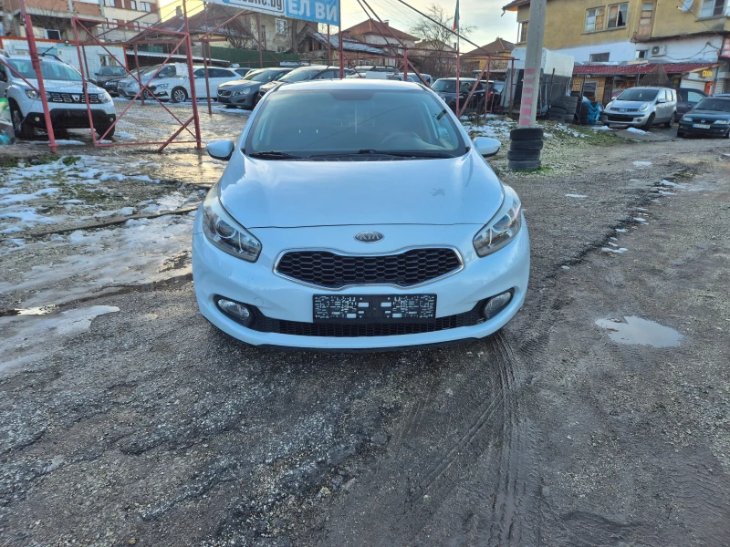 Kia Ceed 1.4i 100k.s.GAS, снимка 2 - Автомобили и джипове - 53118790