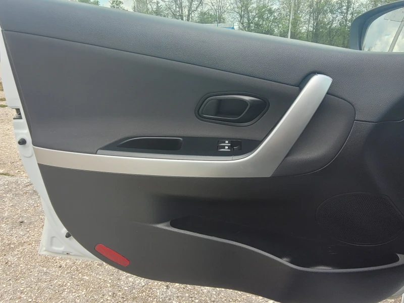 Kia Ceed 1.4i 100k.s.GAS, снимка 14 - Автомобили и джипове - 53118790