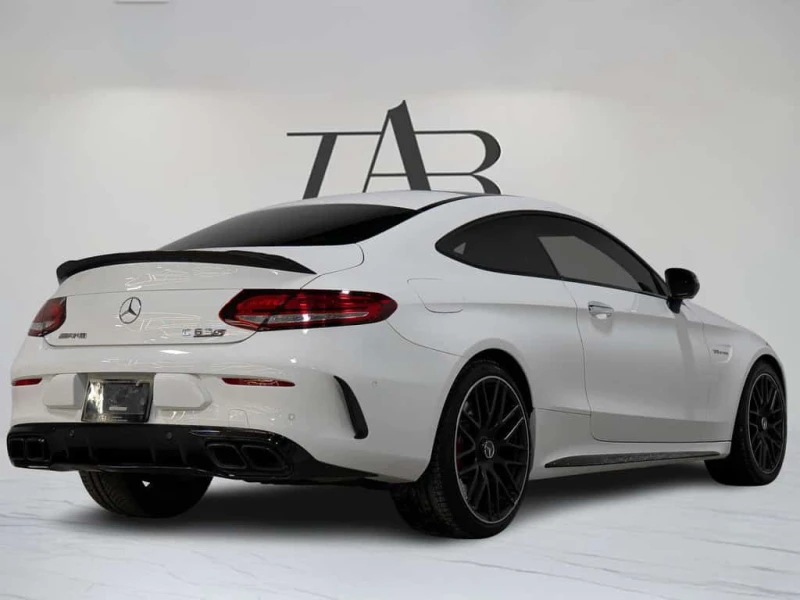 Mercedes-Benz C 63 AMG * S | COUPE | CARBON FIBRE | PREMIUM & NIGHT PKG *, снимка 5 - Автомобили и джипове - 53567227