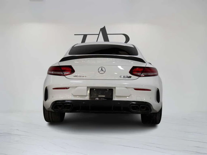 Mercedes-Benz C 63 AMG * S | COUPE | CARBON FIBRE | PREMIUM & NIGHT PKG *, снимка 8 - Автомобили и джипове - 53567227