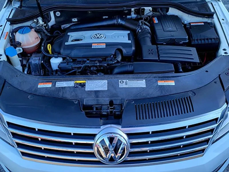 VW CC 2.0 Tsi, снимка 6 - Автомобили и джипове - 55012616