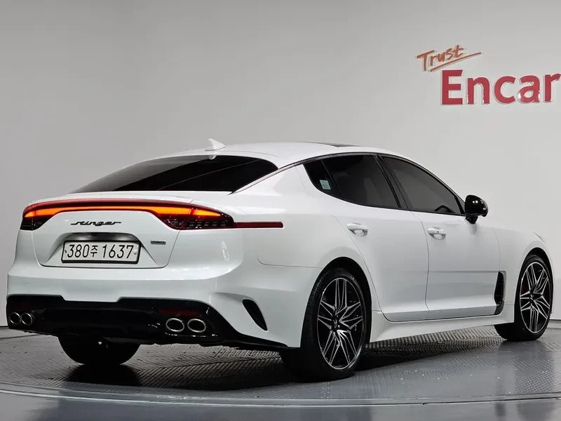 Kia Stinger 2.5 AWD/ HEAD-UP/ 360/ PANO/ �������/ ��������� | Mobile.bg � ����������� 2