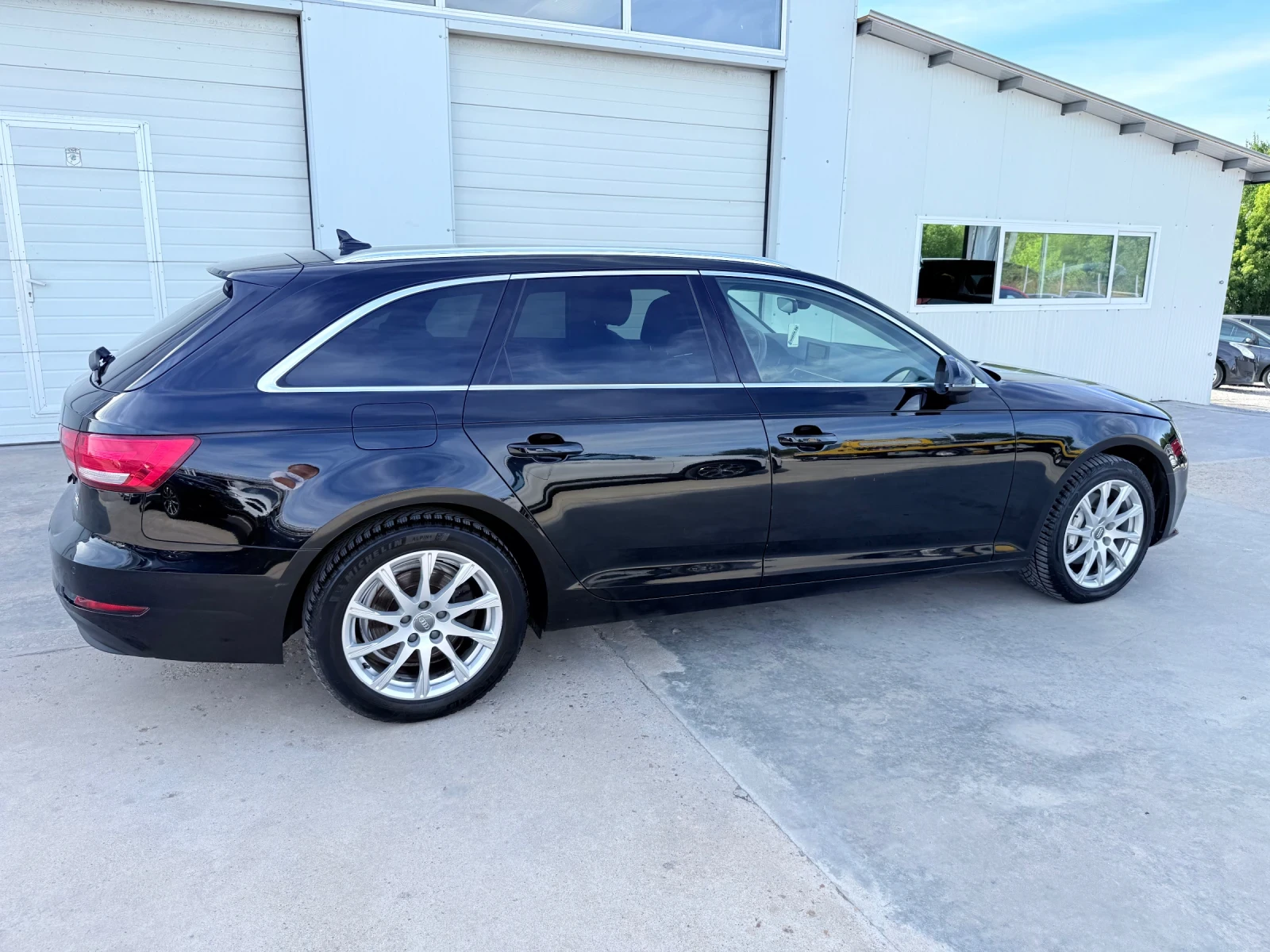 Audi A4 2.0tdi 190k.c* 4x4* Distronic* UNIKAT*  | Mobile.bg   13