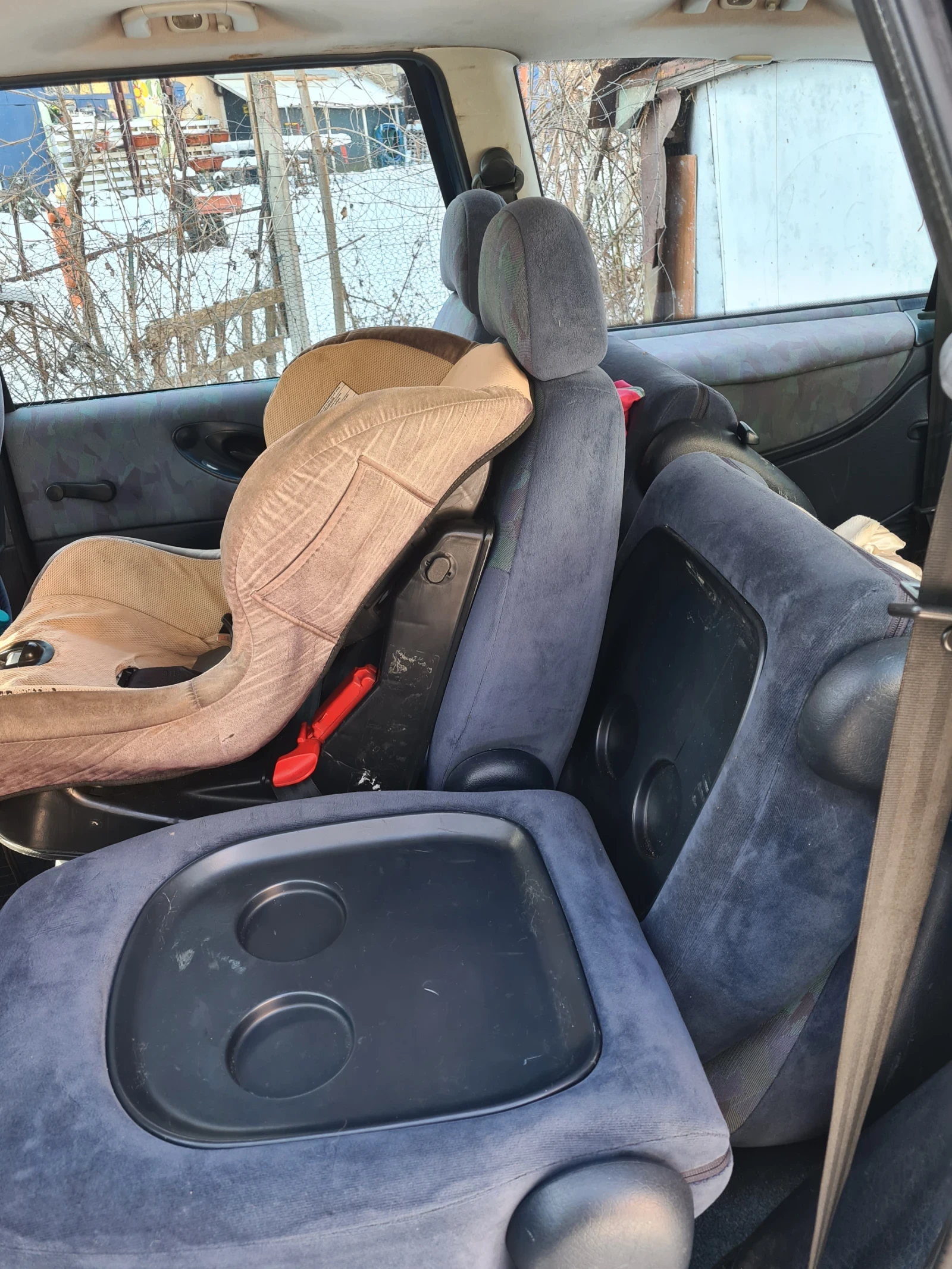 Ford Galaxy  - изображение 7