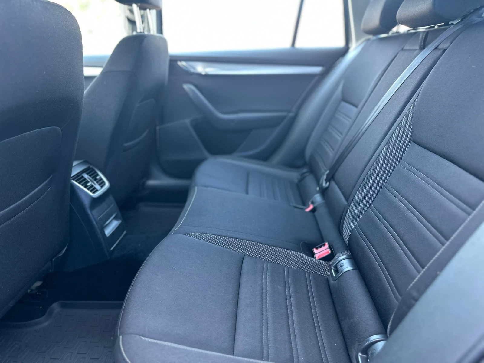 Skoda Octavia / 1.6 TDI / FACELIFT / EURO 6 / TOP /  - изображение 10