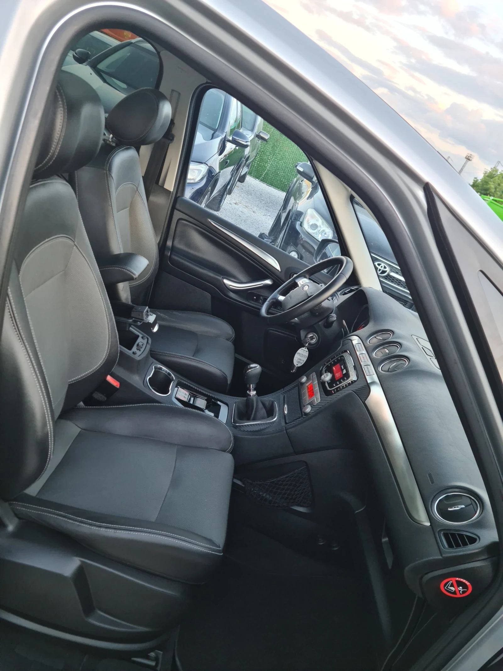 Ford S-Max 2.0 TDCI   /  /  / key less  | Mobile.bg   11