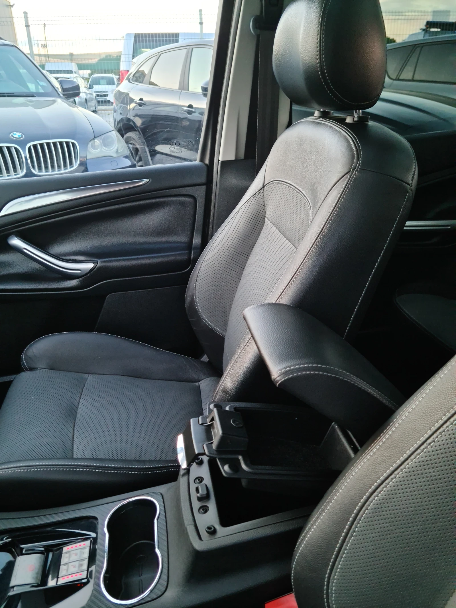 Ford S-Max 2.0 TDCI   /  /  / key less  | Mobile.bg   15