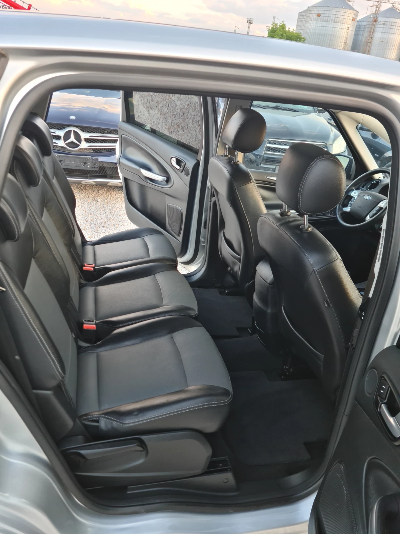 Ford S-Max  - изображение 10