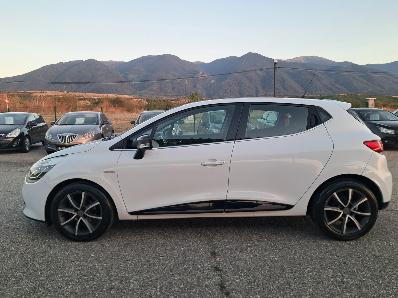 Renault Clio 0.9 Tse - изображение 8