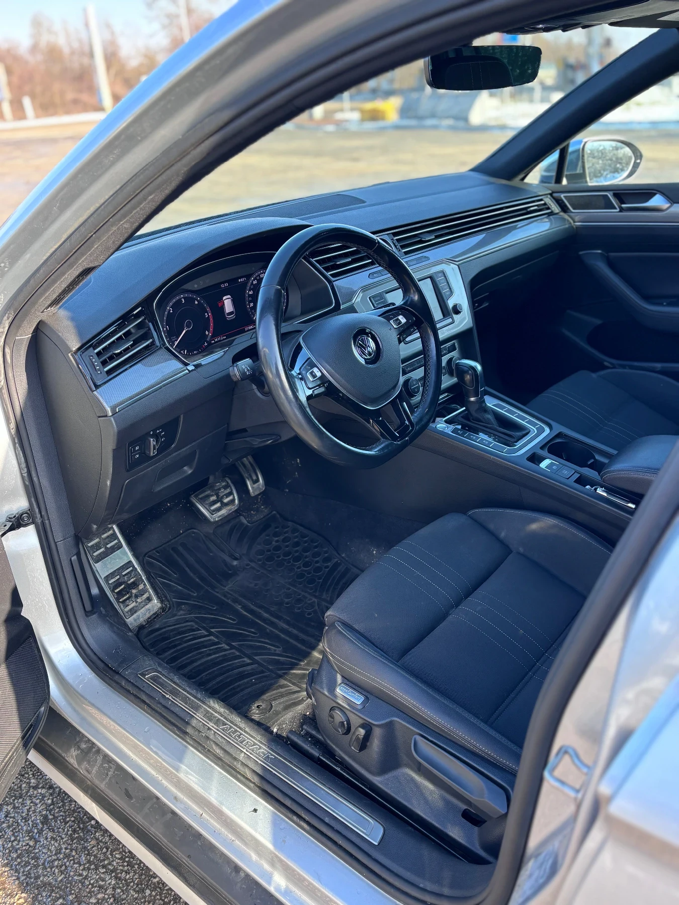 VW Passat 2.0TDI - изображение 6