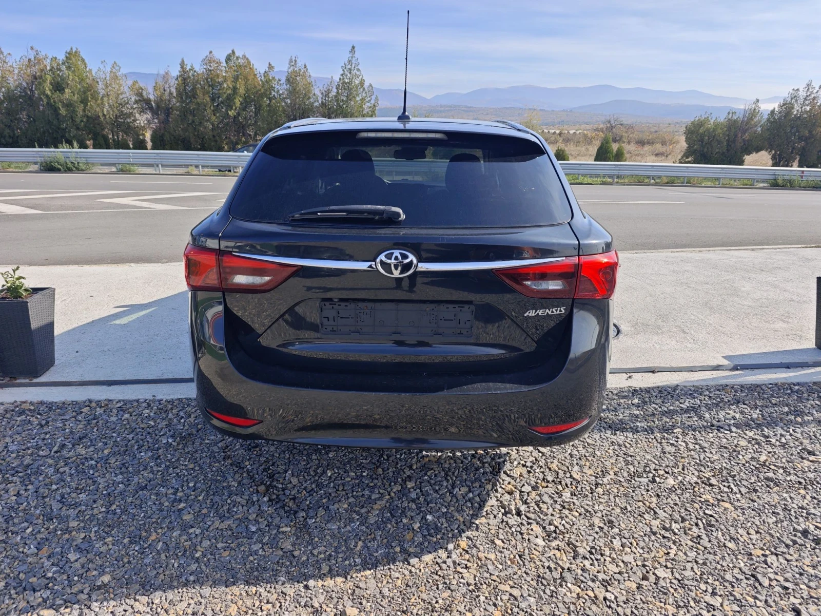 Toyota Avensis Edition-S, снимка 8 - Автомобили и джипове - 53107090
