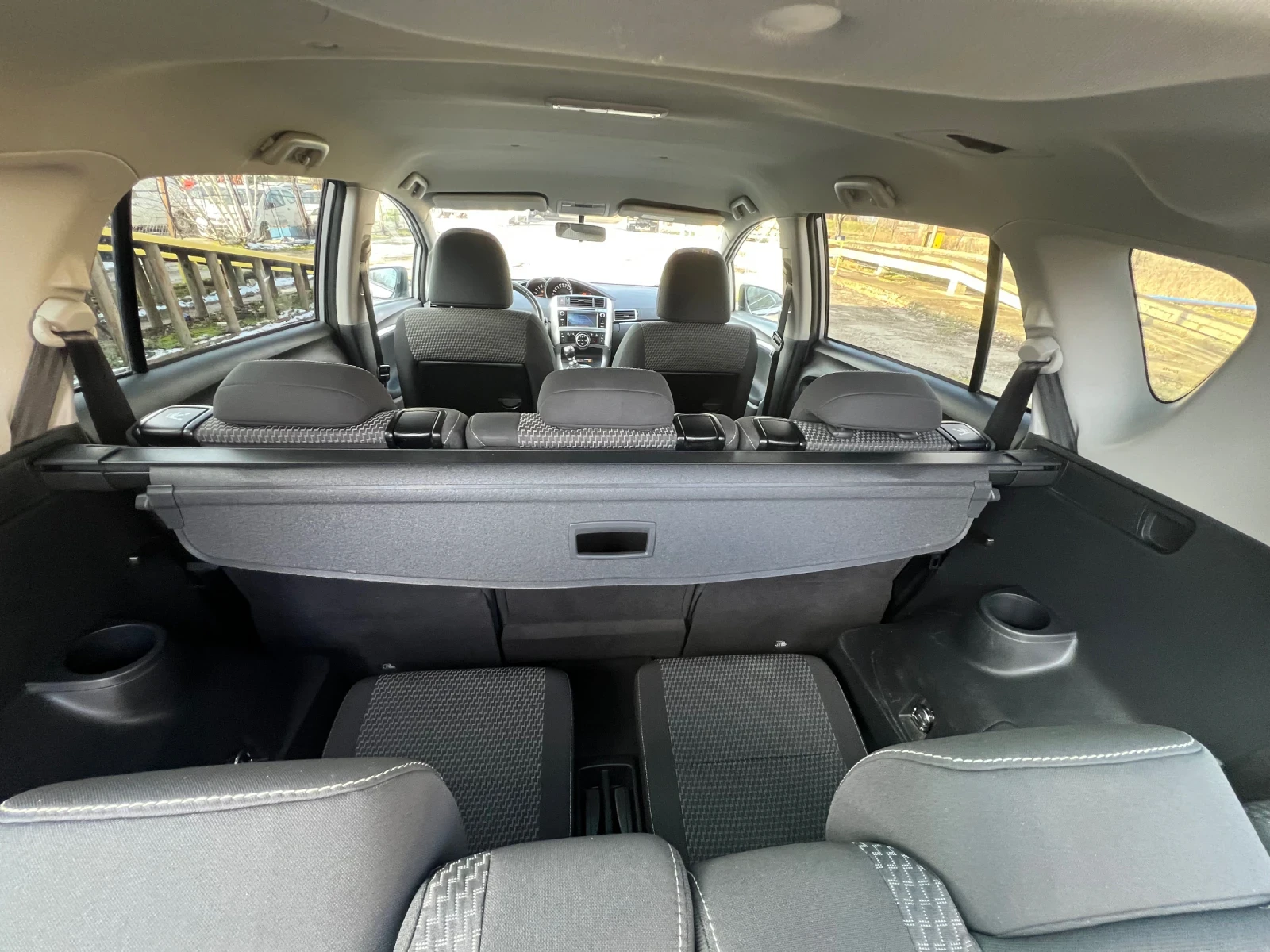 Toyota Verso 1.6D4D | Mobile.bg � ����������� 6