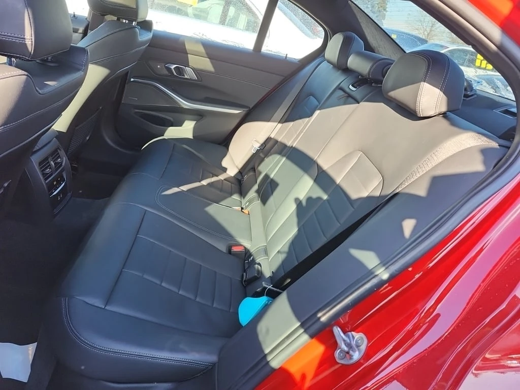 BMW 330 * 330I XDRIVE * CARFAX * ���� �� �� | Mobile.bg � ����������� 11