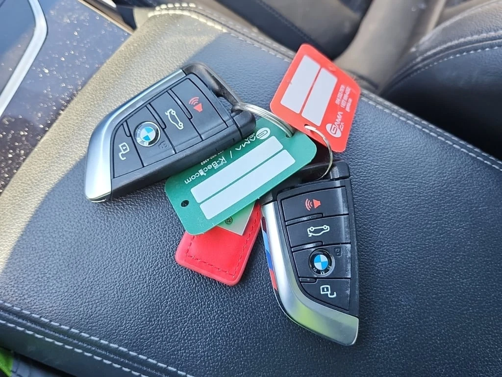 BMW 330 * 330I XDRIVE * CARFAX * ЦЕНА ДО БГ - изображение 10