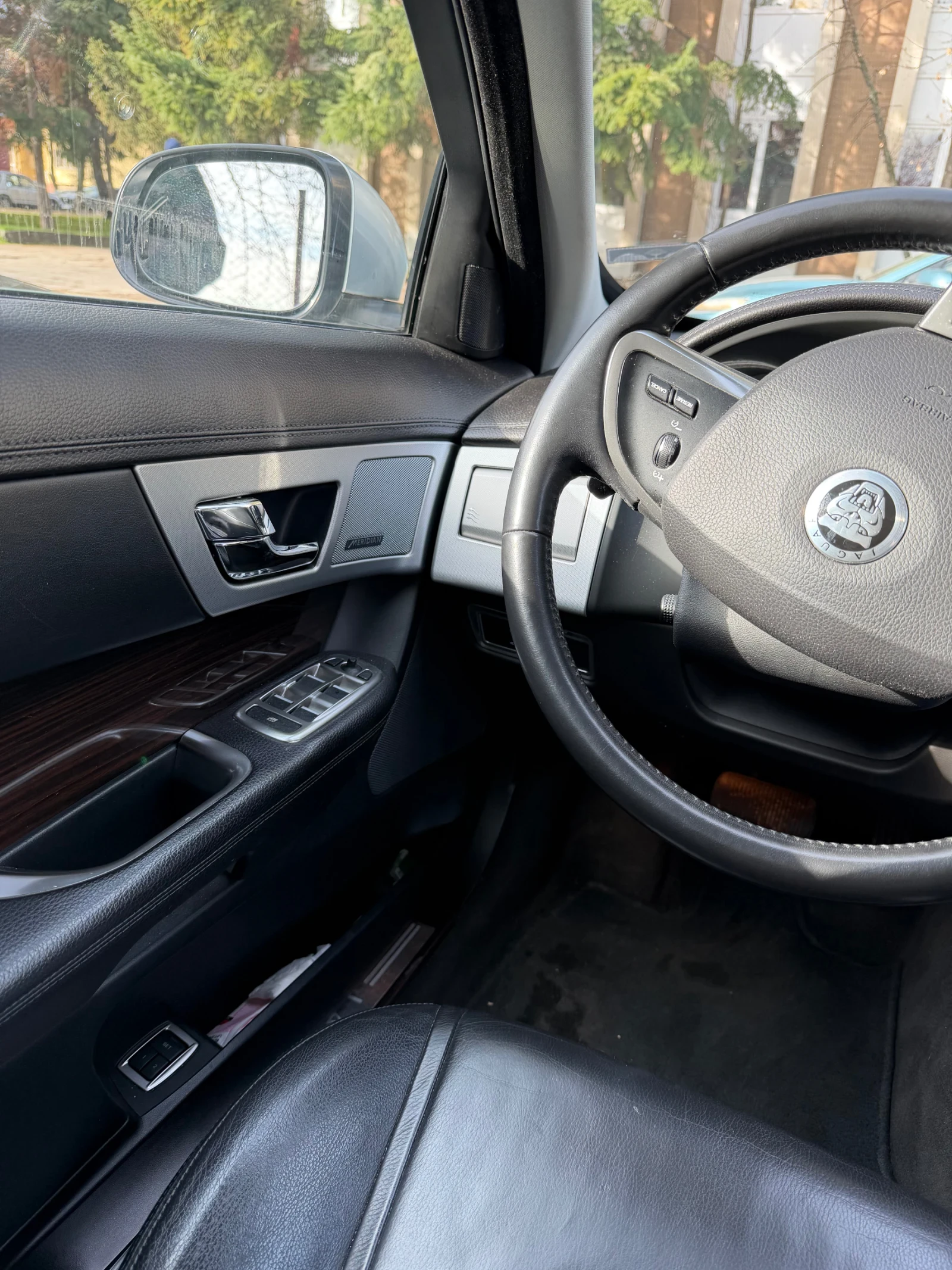 Jaguar Xf  - изображение 10