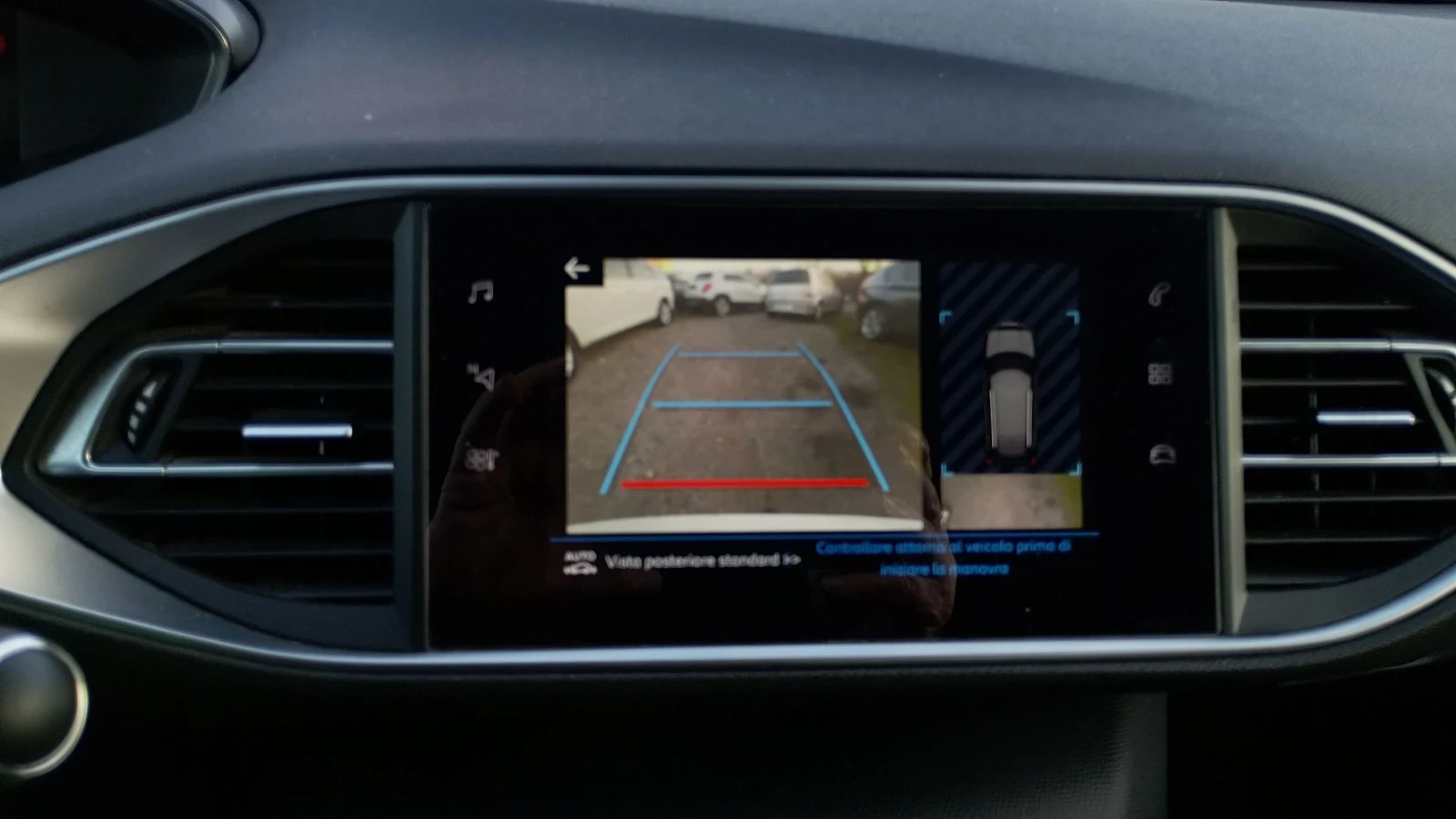 Peugeot 308 1.5 хдй автомат, снимка 11 - Автомобили и джипове - 53803495