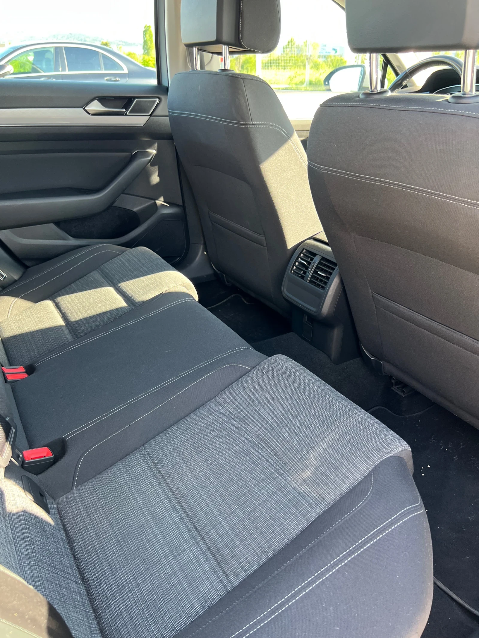 VW Passat 1.6 TDI  | Mobile.bg � ����������� 11