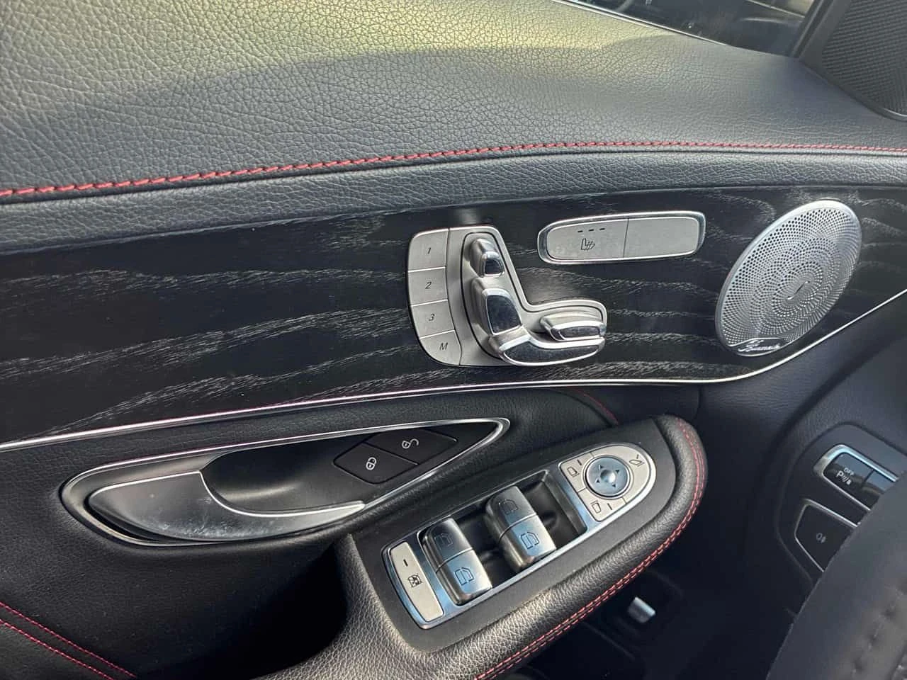 Mercedes-Benz C 450 AMG ПОДГРЕВИ * ШИБИДАХ* KEYLESS * BURMESTER, снимка 10 - Автомобили и джипове - 54230491