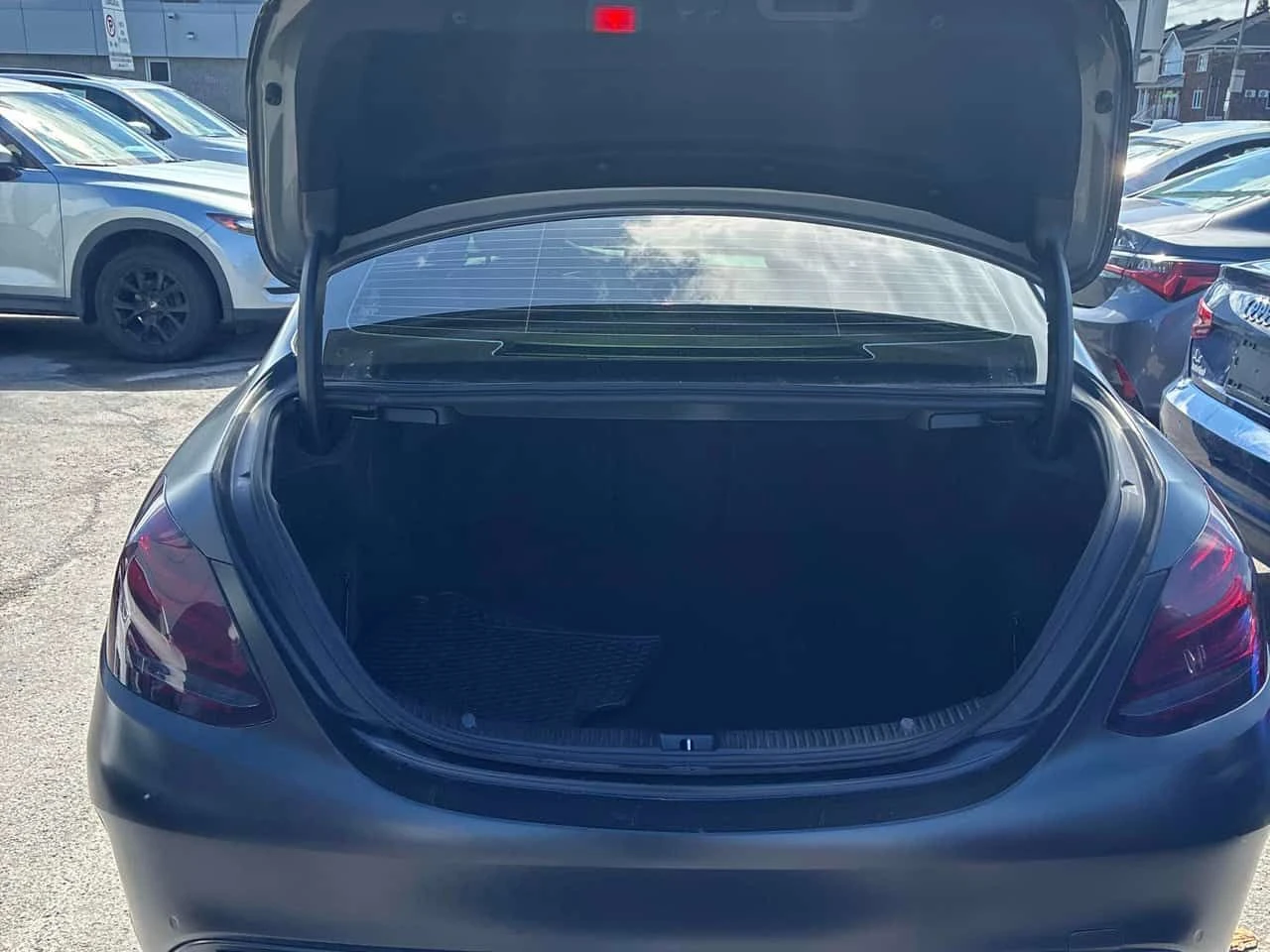 Mercedes-Benz C 450 AMG ПОДГРЕВИ * ШИБИДАХ* KEYLESS * BURMESTER, снимка 12 - Автомобили и джипове - 54230491