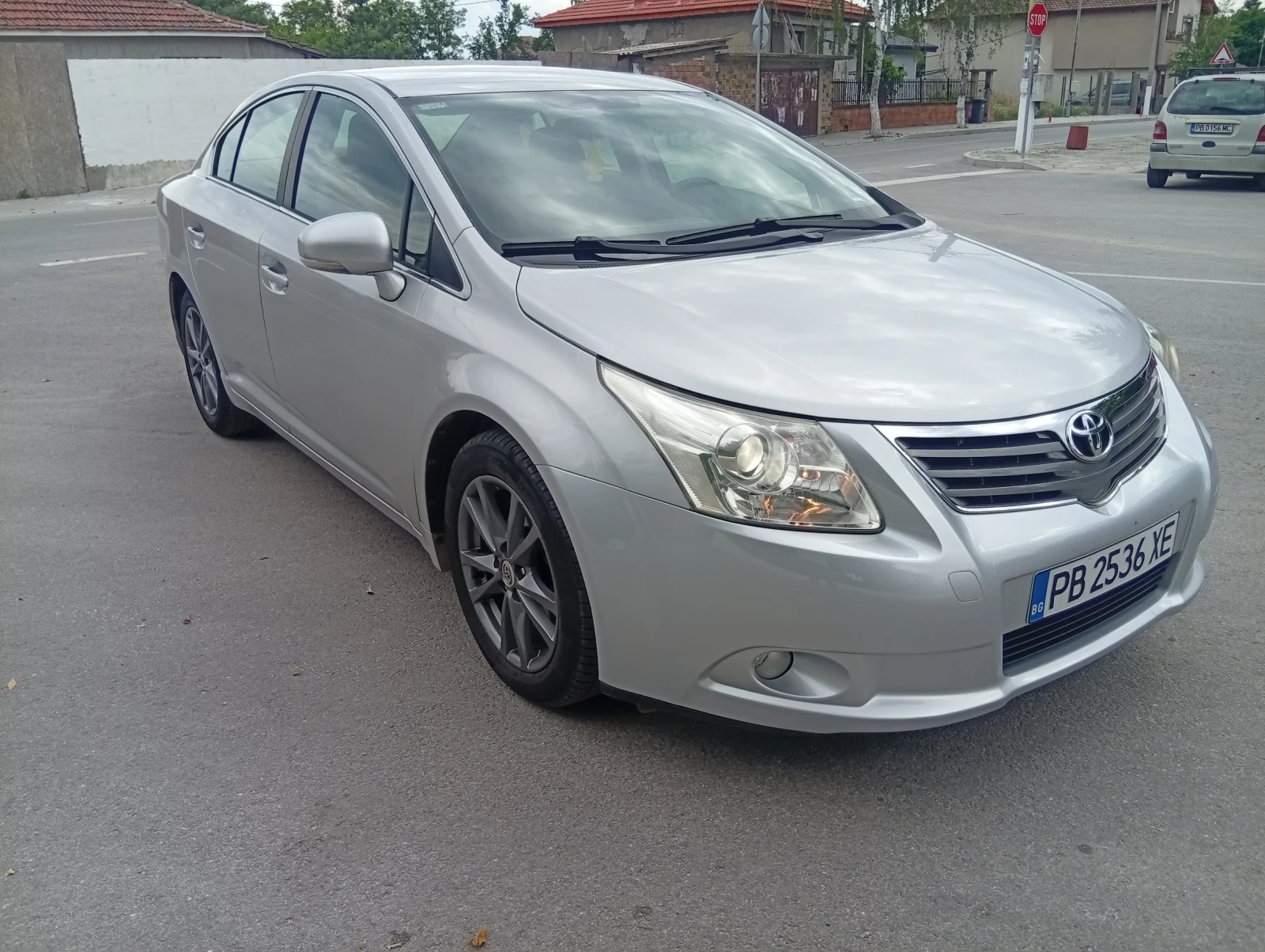 Toyota Avensis 2.0D4D 126kc, снимка 3 - Автомобили и джипове - 54974270
