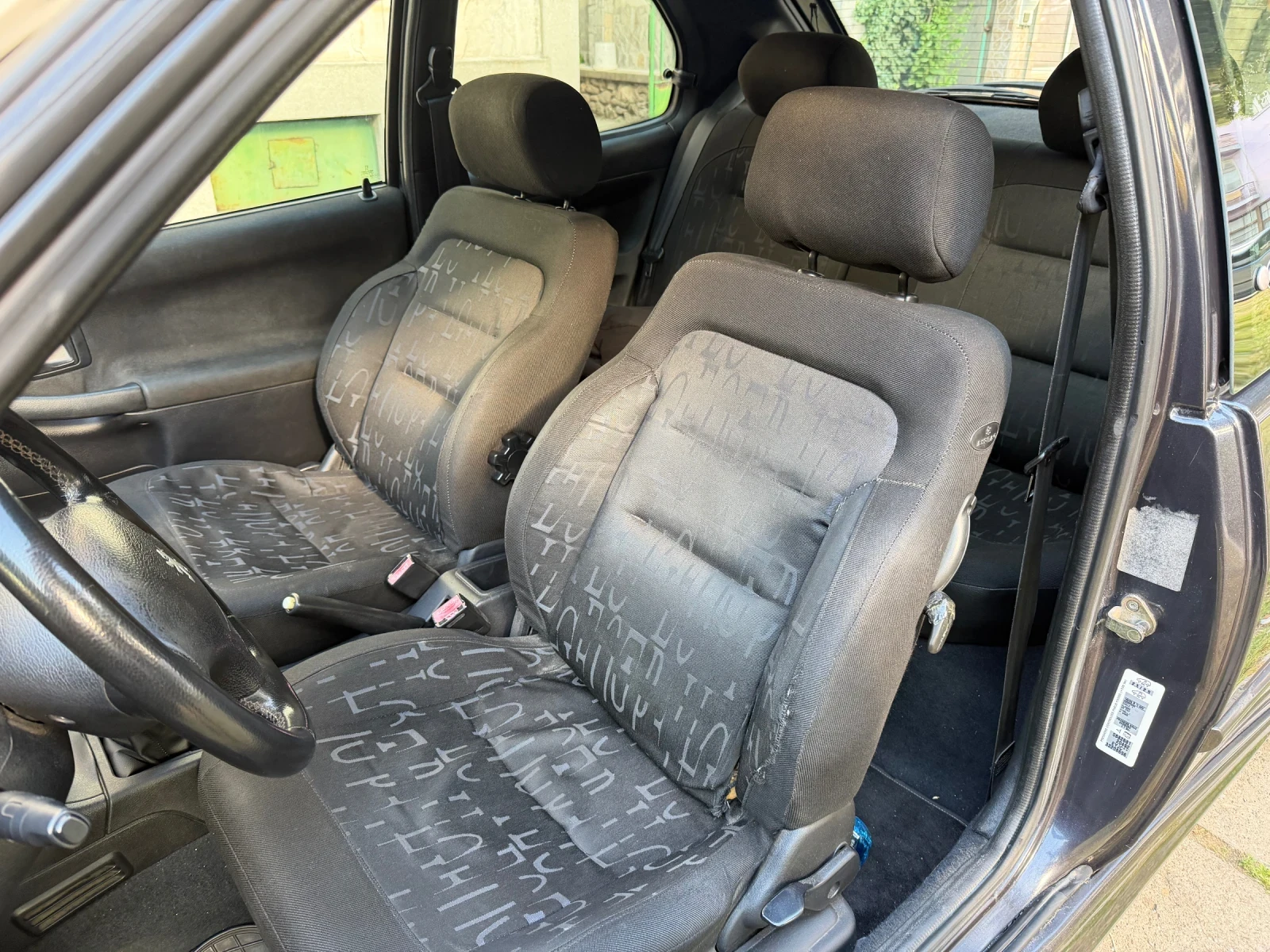 Peugeot 306 2.0HDI, снимка 8 - Автомобили и джипове - 55001992