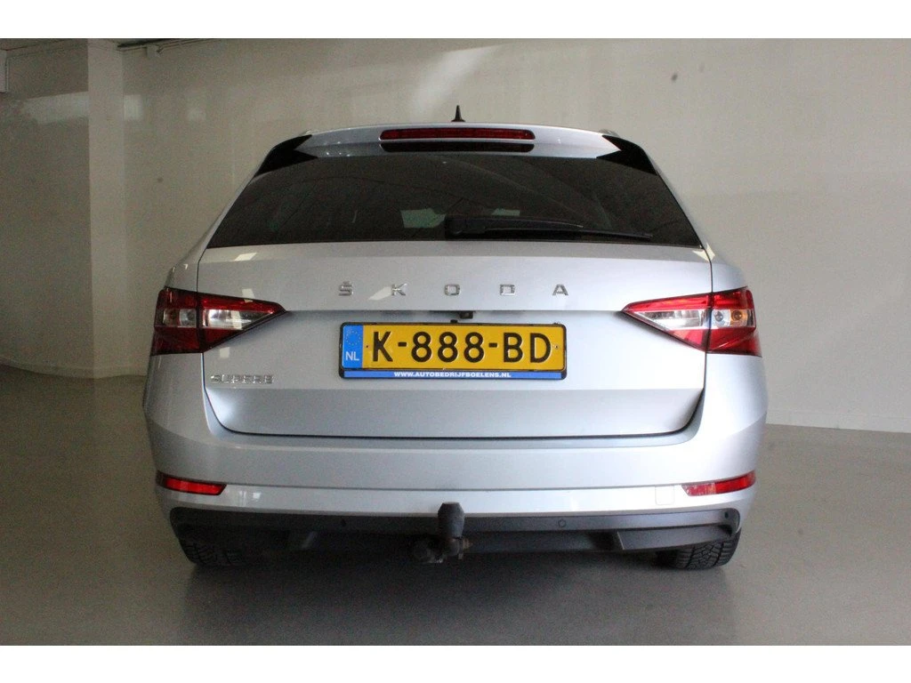 Skoda Superb Business, снимка 5 - Автомобили и джипове - 55393120