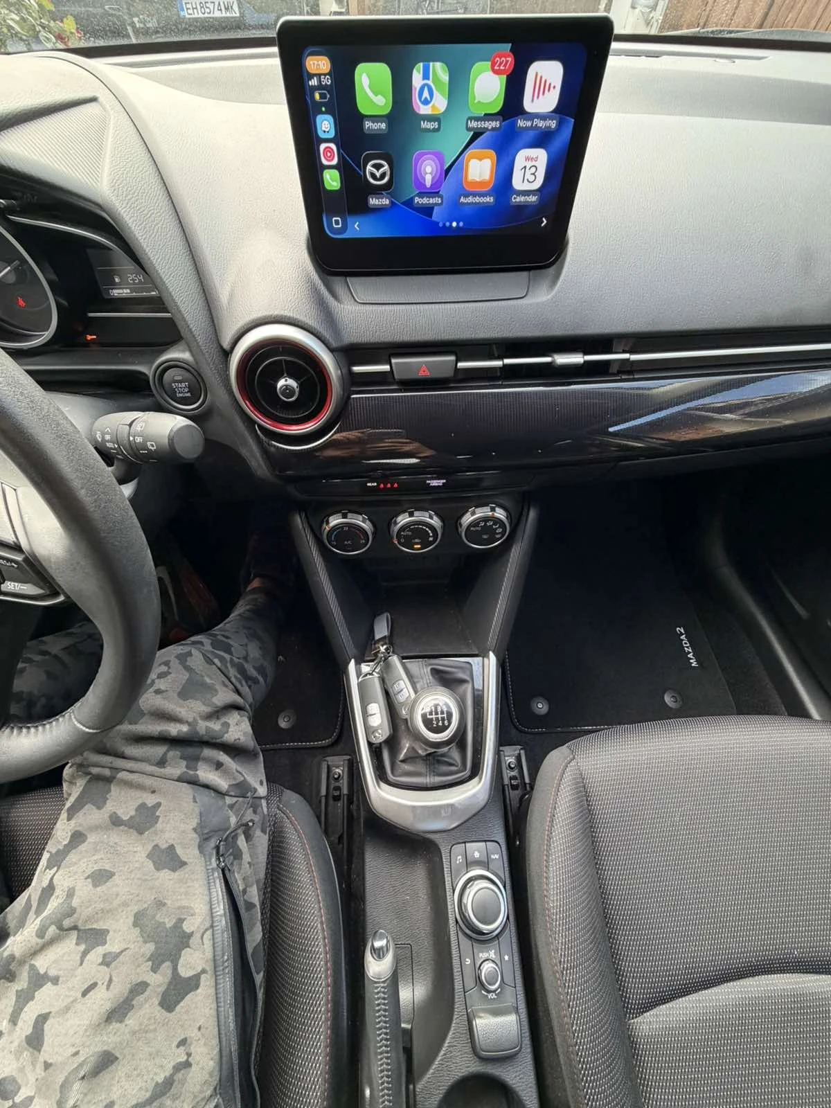Mazda 2 1.5i HOMURA, снимка 11 - Автомобили и джипове - 55529910