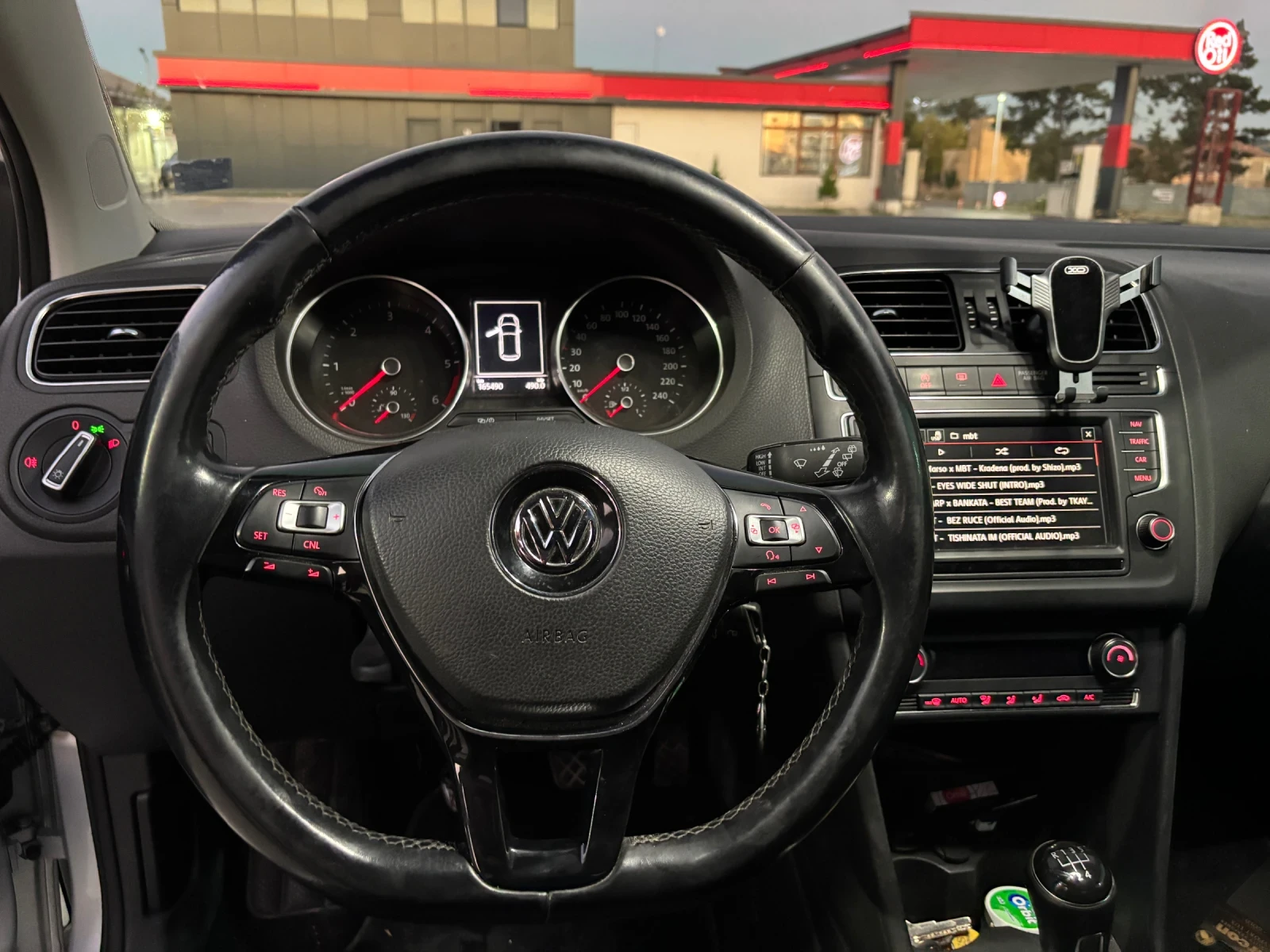 VW Polo, снимка 9 - Автомобили и джипове - 56140149
