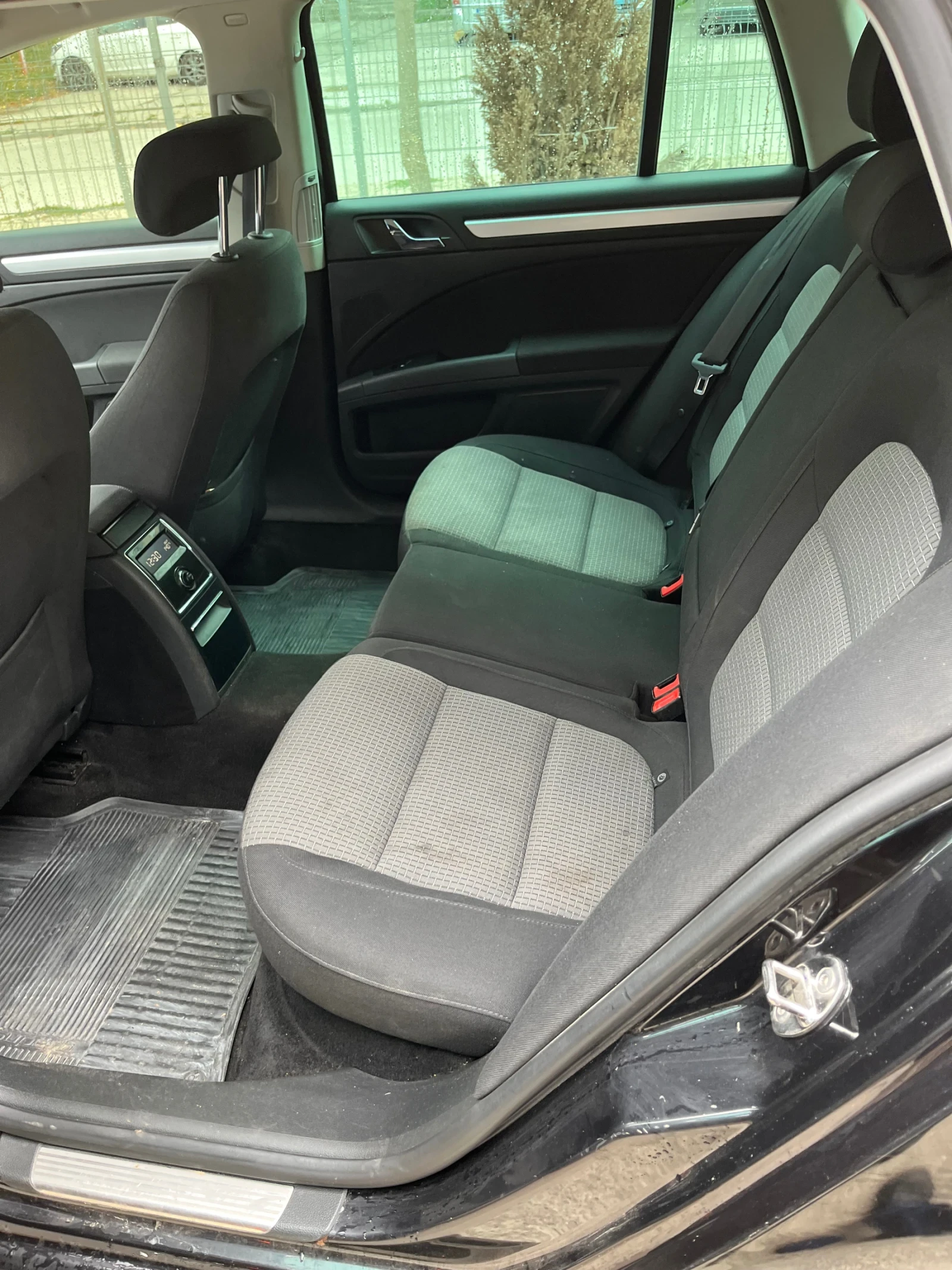 Skoda Superb 1.4TSI Ambition ������� ������ | Mobile.bg � ����������� 14