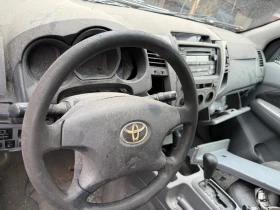 Toyota Hilux Пикап, снимка 4