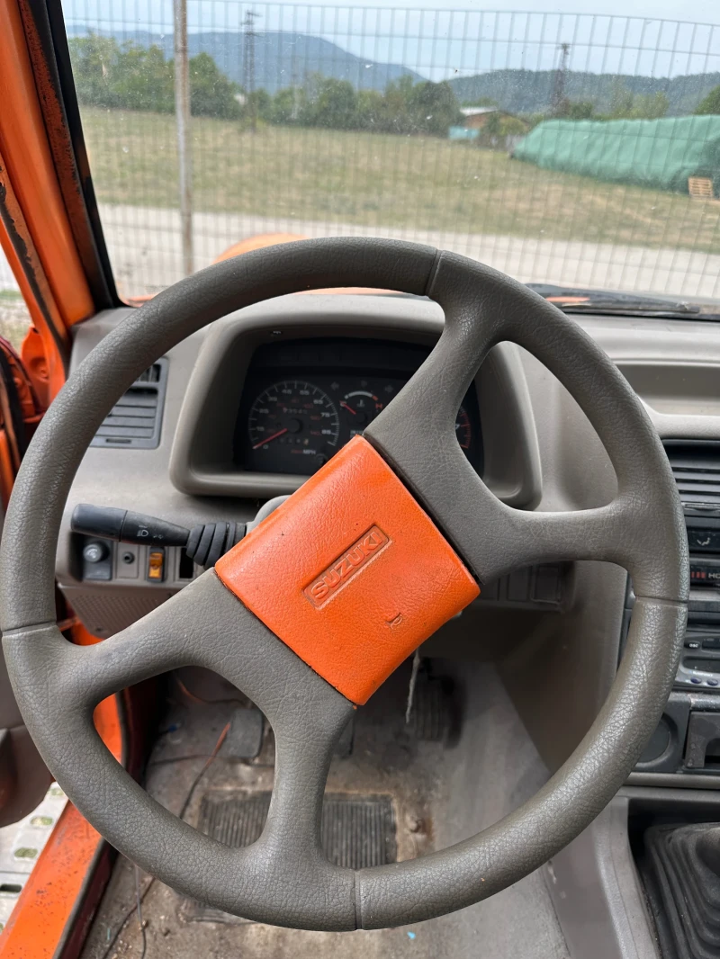 Suzuki Vitara 1.6 , снимка 9 - Автомобили и джипове - 52518444