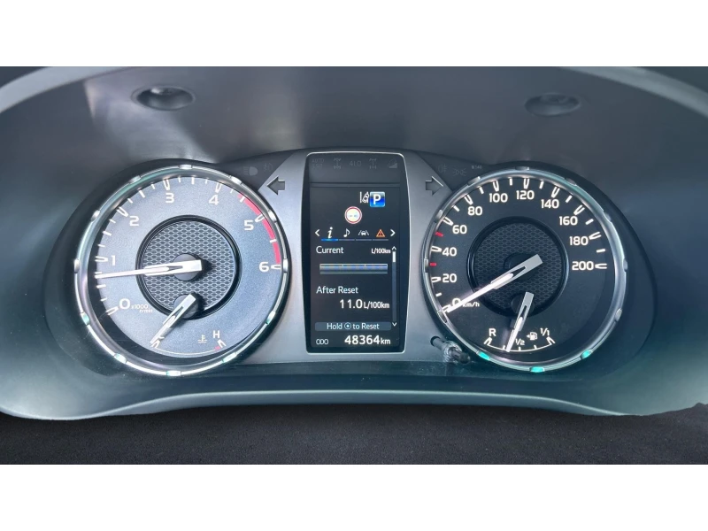 Toyota Hilux 4WD, Double Cab, AT, Месечна вноска от 800 лв., снимка 14 - Автомобили и джипове - 52635429