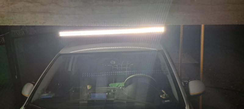 VW Tiguan, снимка 4 - Автомобили и джипове - 52684493