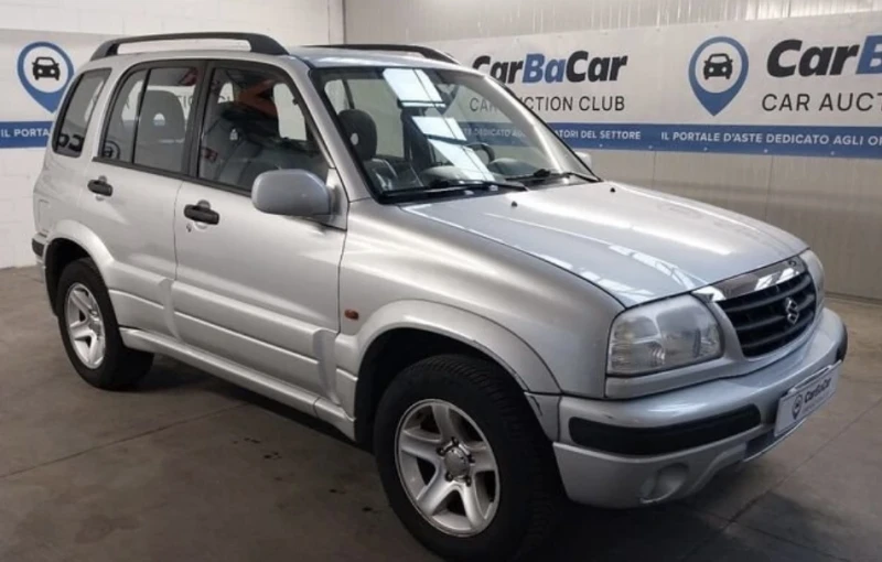 Suzuki Grand vitara 2.0i Нов внос Италия! 145000!!!
