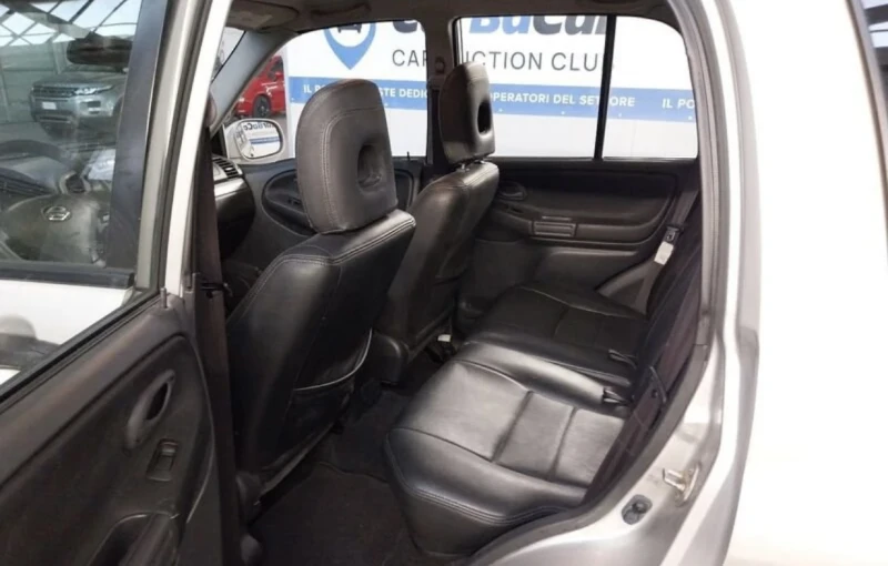 Suzuki Grand vitara 2.0i Нов внос Италия! 145000!!!, снимка 5 - Автомобили и джипове - 52827121