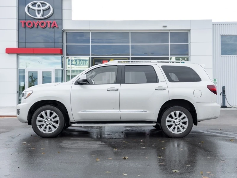 Toyota Sequoia * 4WD Platinum 5.7L* , снимка 3 - Автомобили и джипове - 52838778