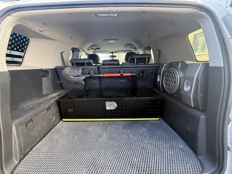 Toyota Fj cruiser, снимка 8 - Автомобили и джипове - 53255255