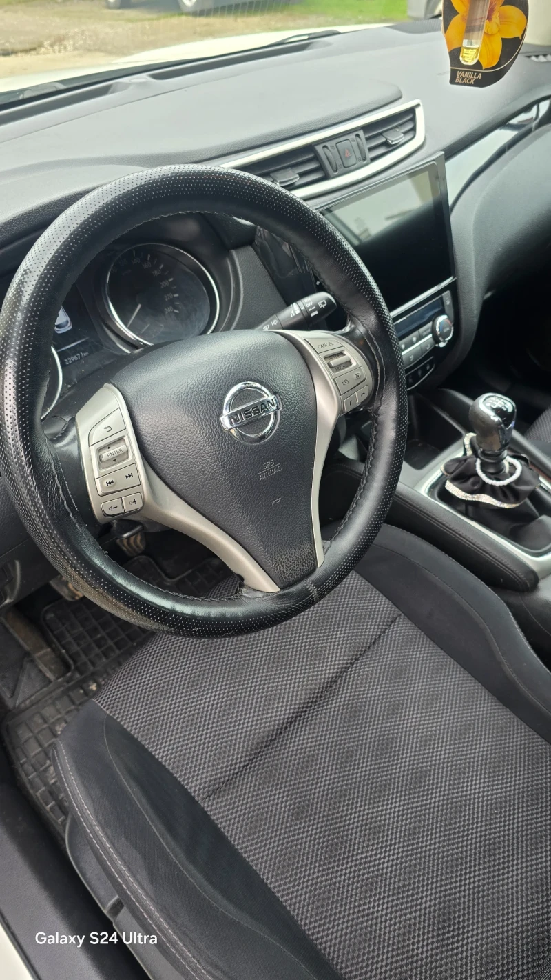Nissan Qashqai 1, 5, снимка 11 - Автомобили и джипове - 53480978