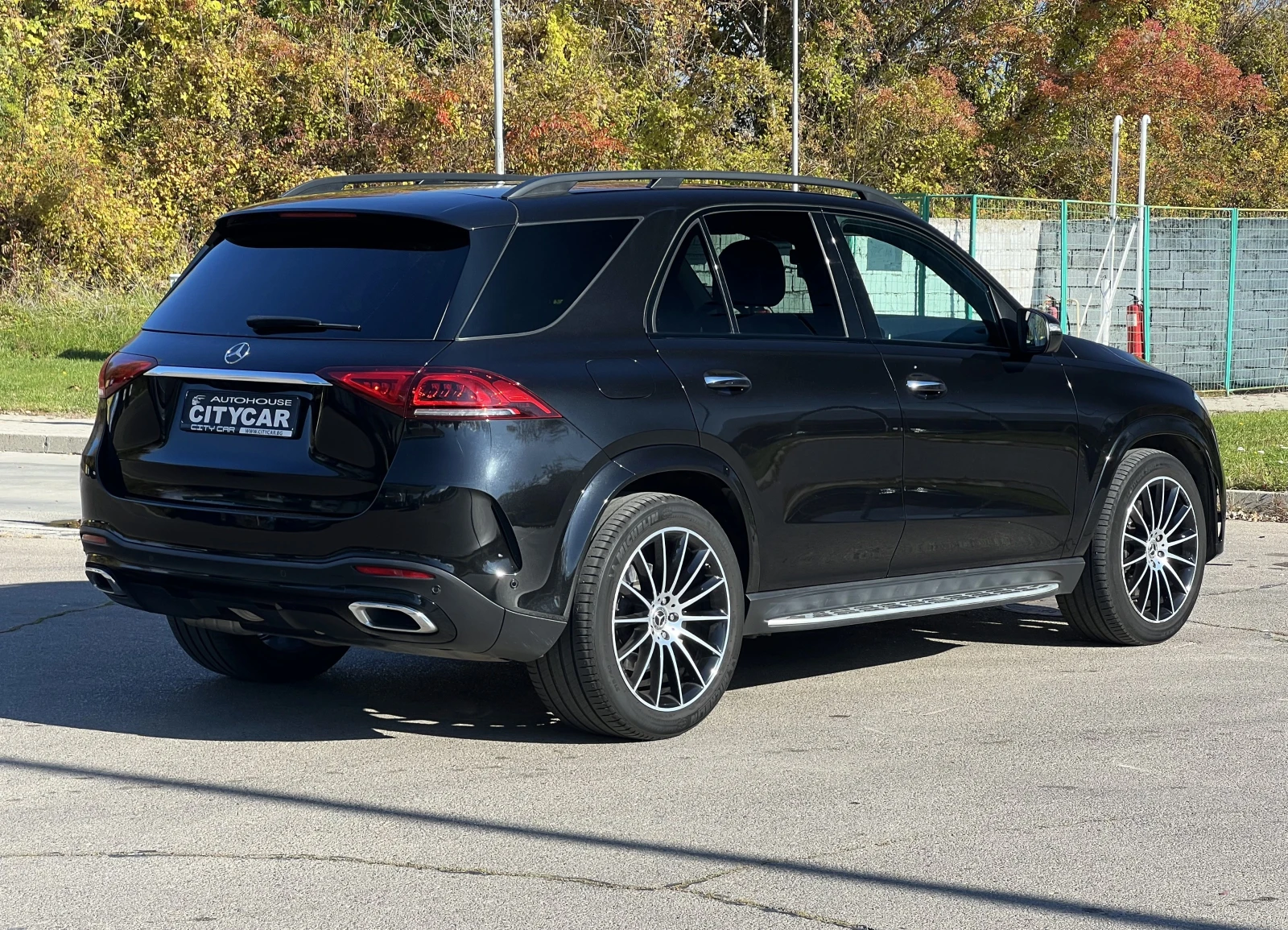 Mercedes-Benz GLE 400 d/ AMG/4MATIC/ NIGHT/PANO/ 360/BURMESTER/DISTRONIC - изображение 6