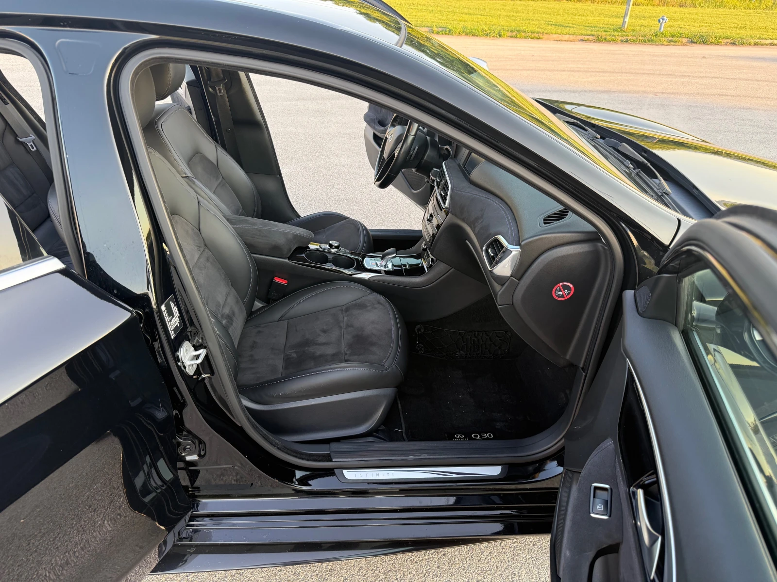 Infiniti Q30 1, 5dci-automat-top-koja-navi-panorama | Mobile.bg   13