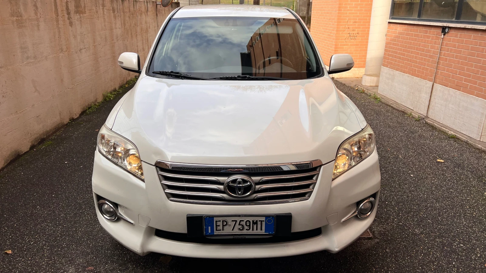 Toyota Rav4 RAF4 4x4 2.2 diesel auto, 150 cv | Mobile.bg � ����������� 1