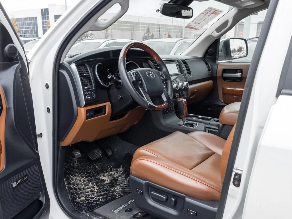 Toyota Sequoia * 4WD Platinum 5.7L*  - изображение 5